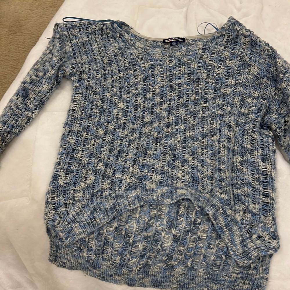 blue knitted sweater